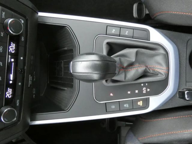 Seat Arona 1.5 'FR Beats Fast Lane' #DSG #NAVI #KAM