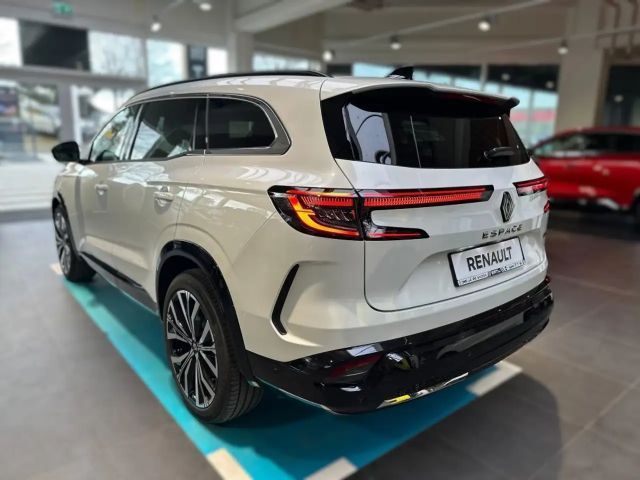 Renault Espace E-Tech Hybrid Iconic