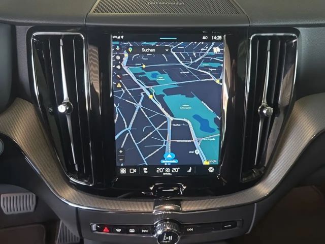 Volvo XC60 AWD Dark Plus