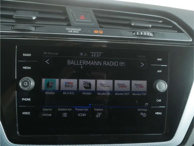 Volkswagen Touran 1.5 TSI DSG R-Line