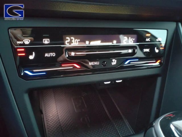 Volkswagen Polo 1.0 TSI DSG R-Line