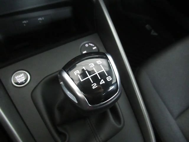 Audi A3 30 TFSI Sedan