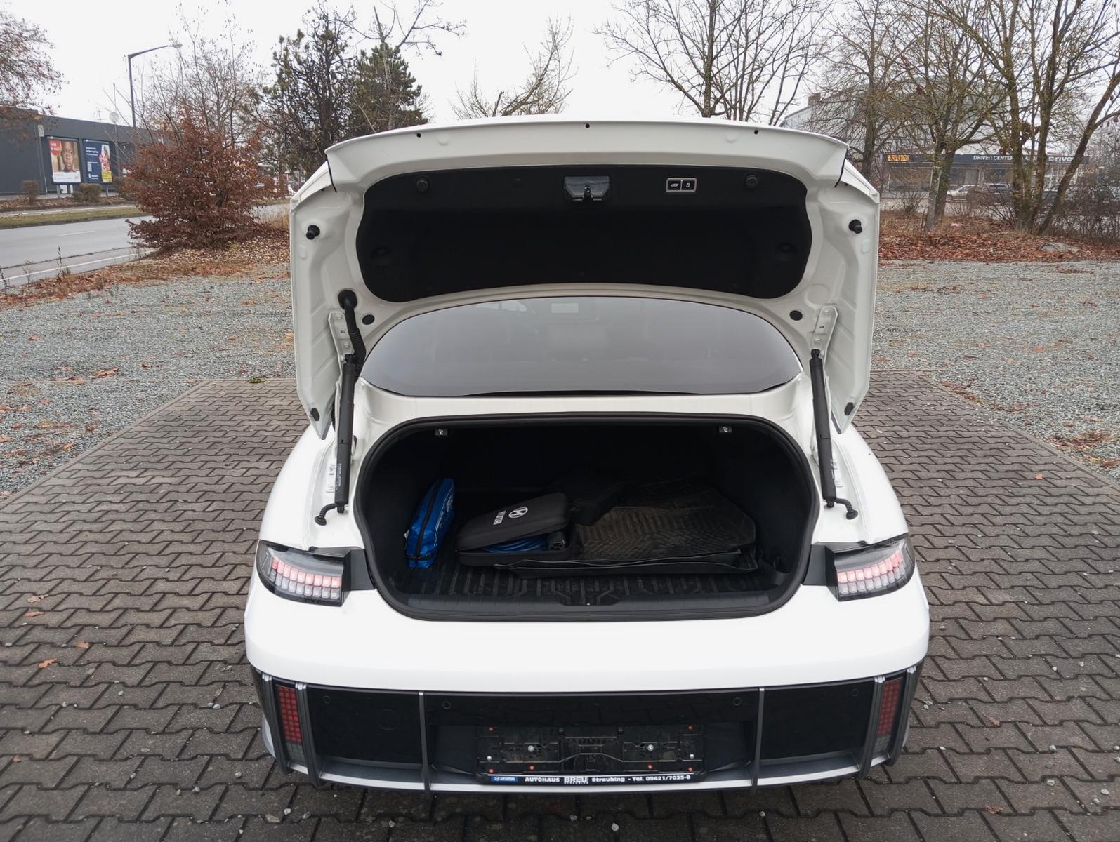 Hyundai IONIQ 6 4WD UNIQ Vierwielaandrijving