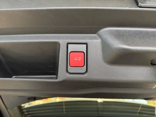 Opel Grandland X 100kW 1.2 LED+Navi