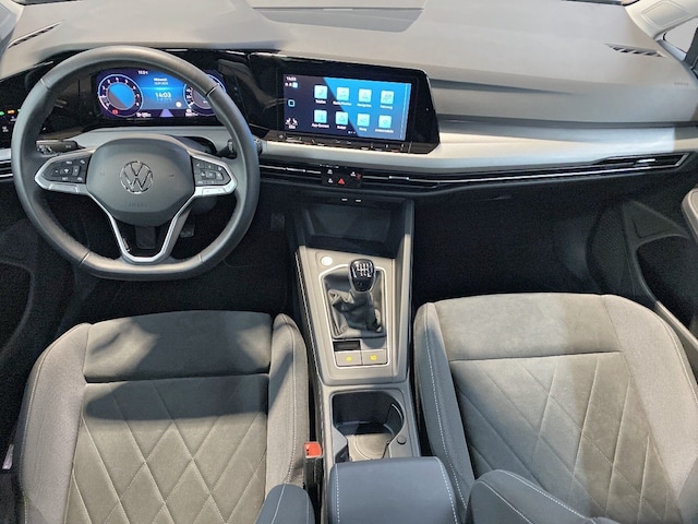 Volkswagen Golf Life Variant