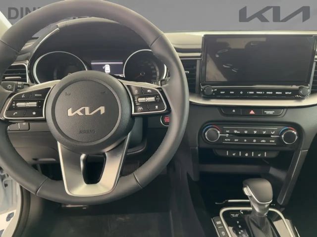 Kia Ceed CEED Ultimate Edition 1.5T LED+Kamera+Navi