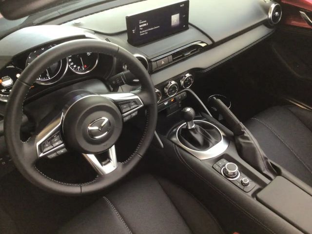 Mazda MX-5 Exclusive-line SkyActiv