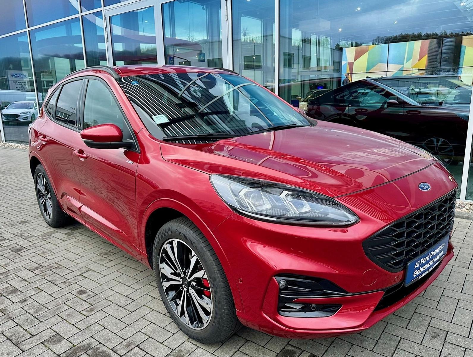 Ford Kuga Plug in Hybrid ST Line X