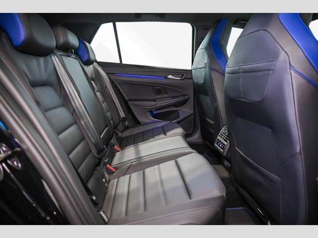 Volkswagen Golf 2.0 TSI DSG Golf VIII