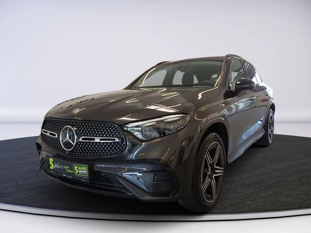 Mercedes-Benz GLC 300 4MATIC AMG Line