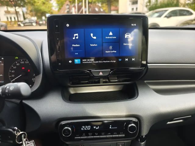 Mazda 2 Hybrid 1.5L VVT-i Center-Line