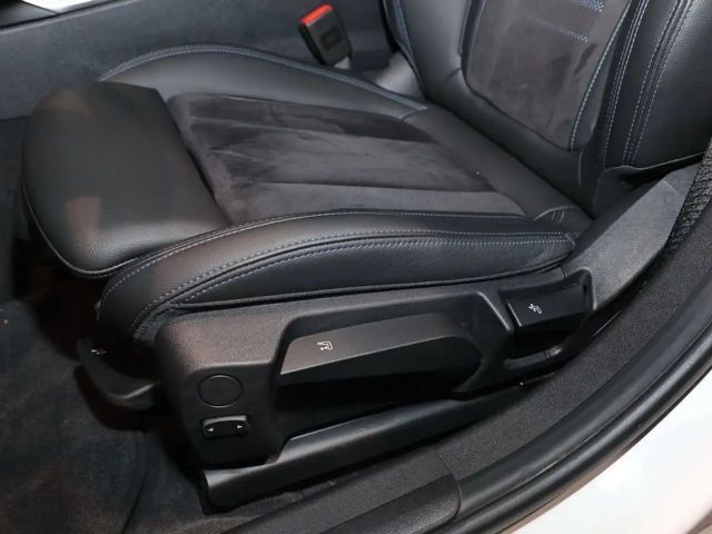 BMW 330 330e M-Sport Touring