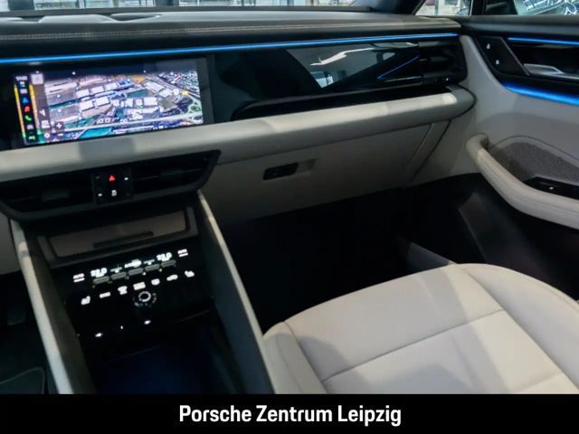 Porsche Macan 4