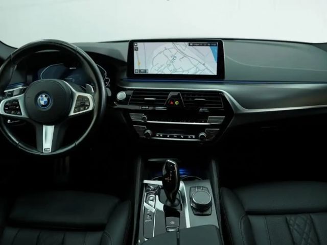 BMW 530 530e M-Sport Touring