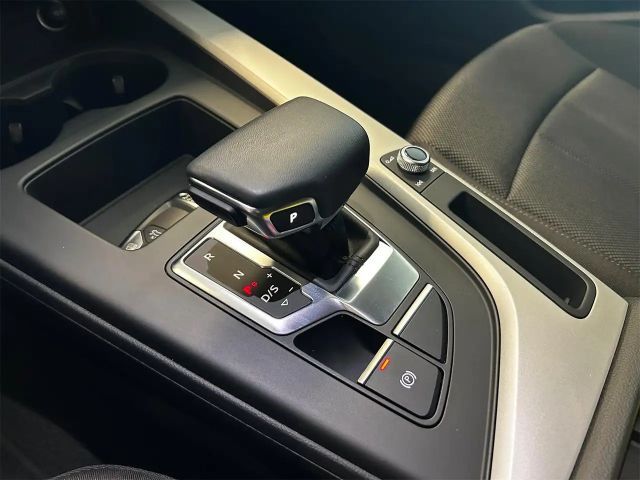 Audi A4 40 TDI Avant S-Tronic