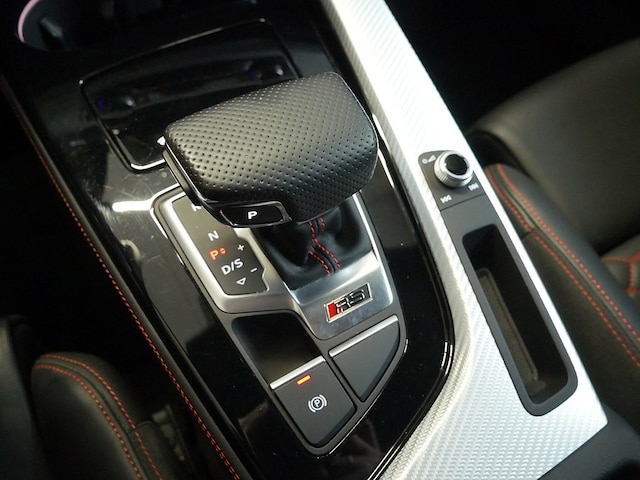 Audi RS4 Avant Quattro