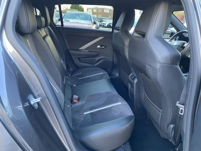 Opel Astra GSe Sports Tourer