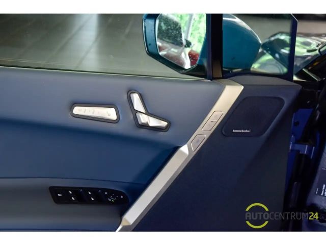 BMW iX 40 SkyLounge Massage HK HUD Soft Laser 360