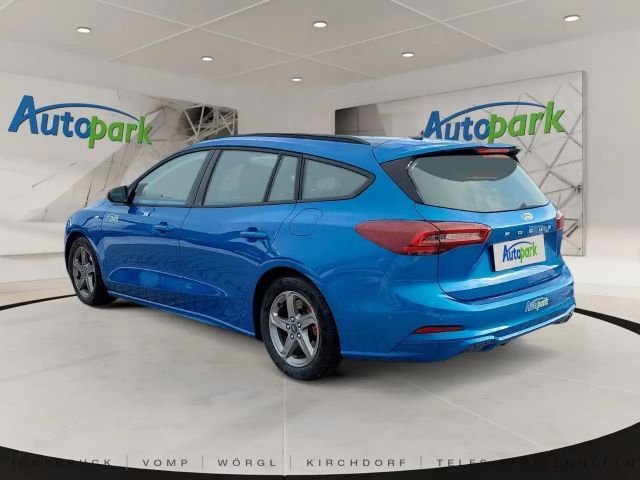 Ford Focus ST Line Wagon