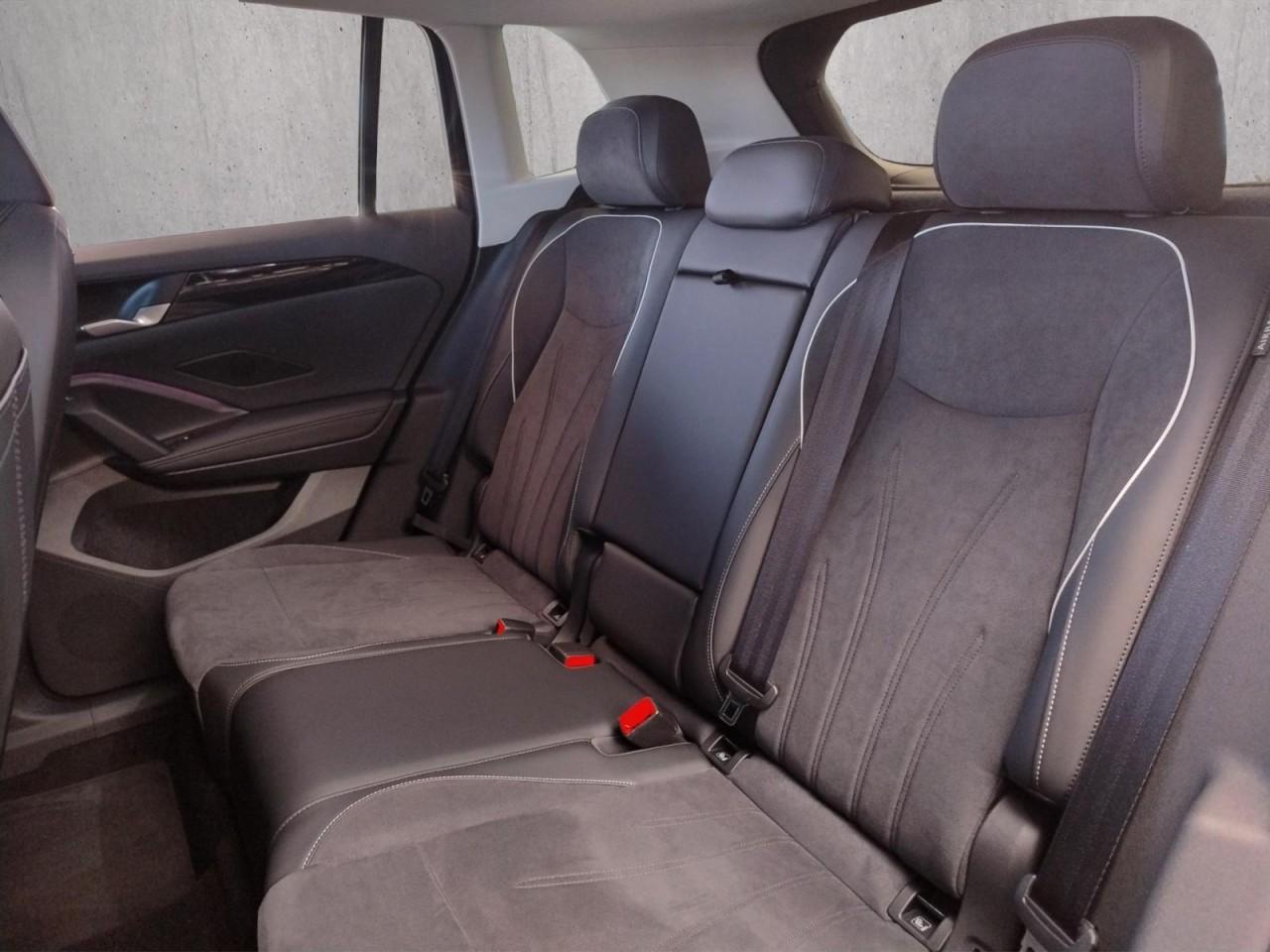 Volkswagen Tiguan 1.5 eTSI DSG Elegance Elegance