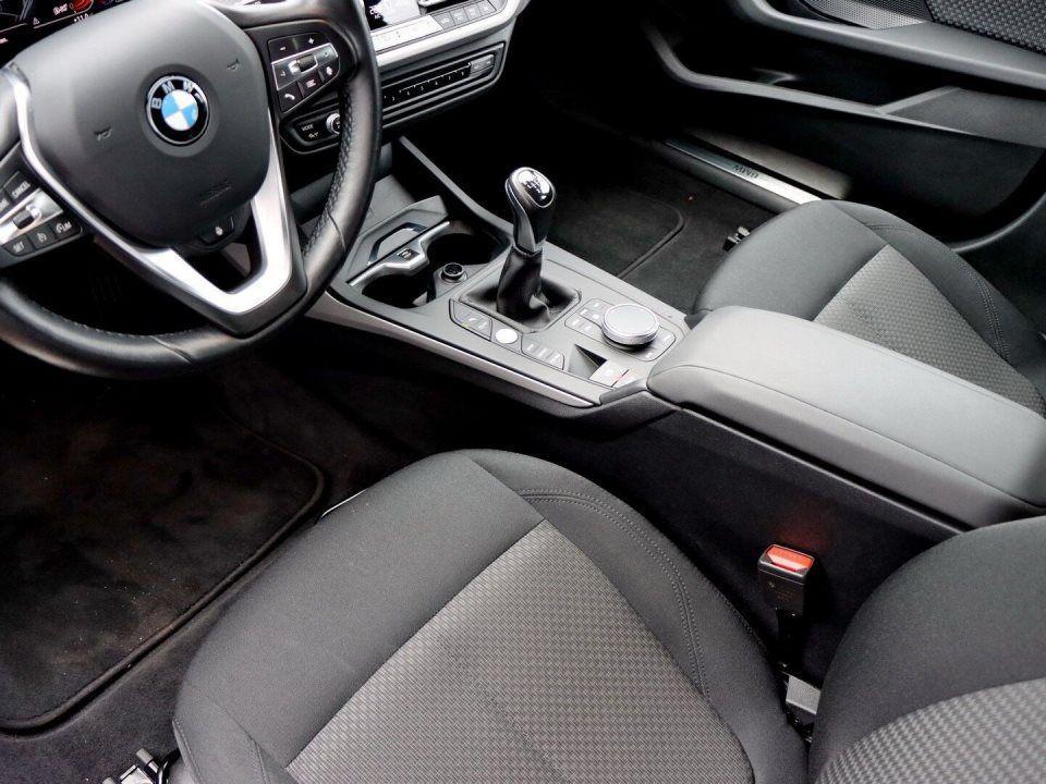 BMW 118 118i
