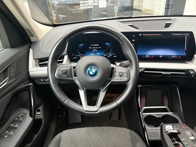 BMW iX1 xDrive30