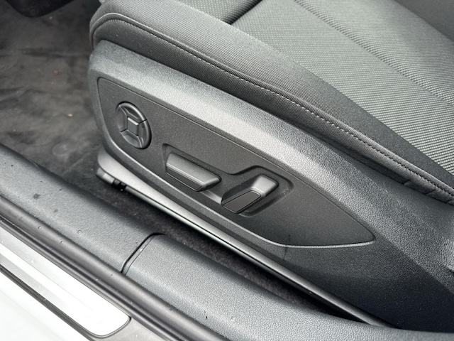 Audi A3 S-Line S-Tronic Sedan