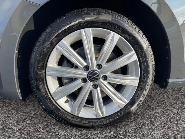 Volkswagen Touran DSG Highline