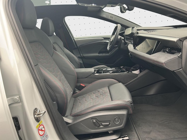 Audi A6 e-tron Avant Quattro