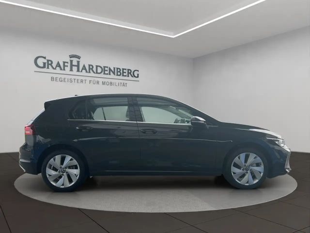Volkswagen Golf 1.5 TSI Golf VIII Style