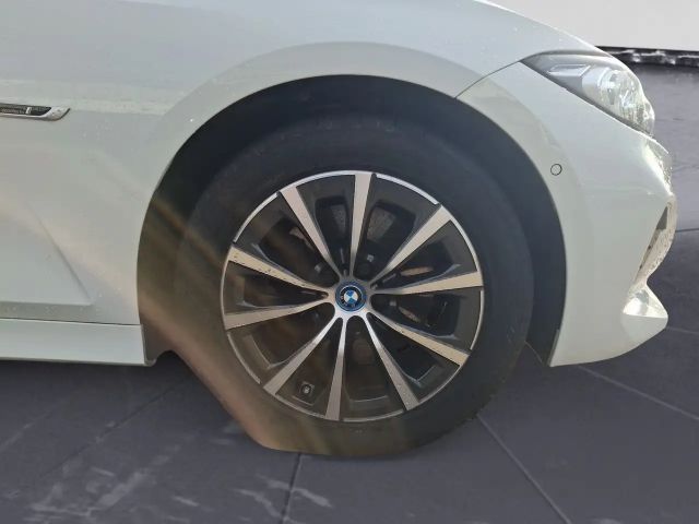 BMW 320 320e Touring