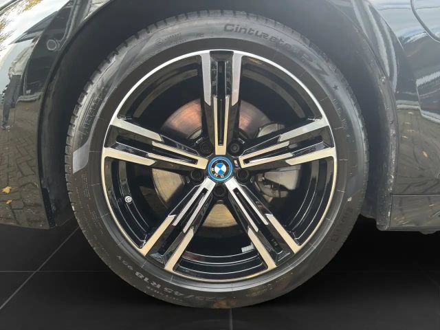 BMW 330 330e M-Sport Touring