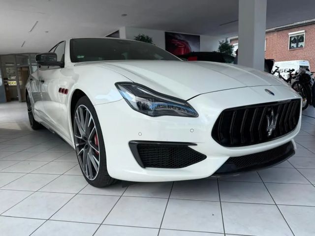 Maserati Quattroporte Trofeo