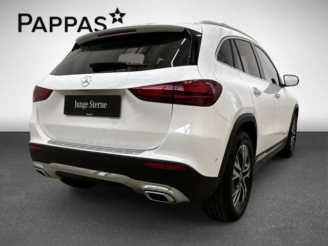 Mercedes-Benz GLA 180 GLA 180 d Progressive