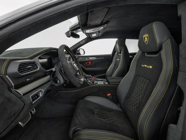 Lamborghini Urus Performante