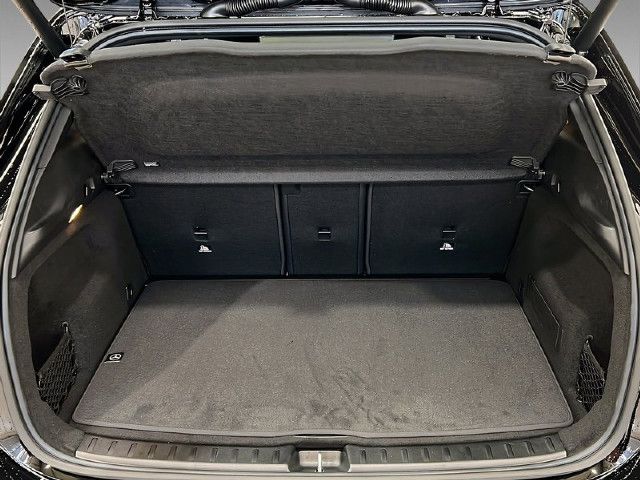 Mercedes-Benz GLA 200 AMG Line