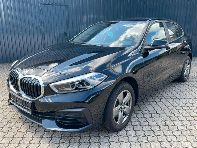 BMW 116 116i 5-deurs Sedan
