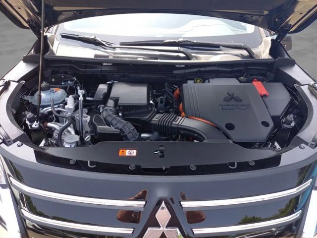 Mitsubishi Outlander 4WD PHEV