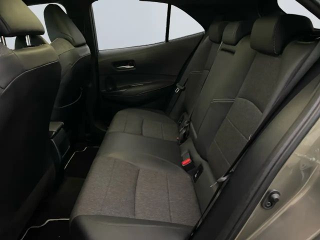 Toyota Corolla Hybride Team D