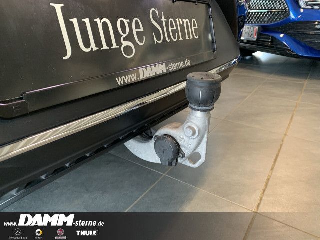 Mercedes-Benz EQE 300 Sedan