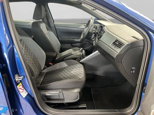 Volkswagen Taigo 1.0 TSI R-Line