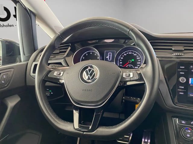 Volkswagen Touran 1.5 TSI BMT DSG