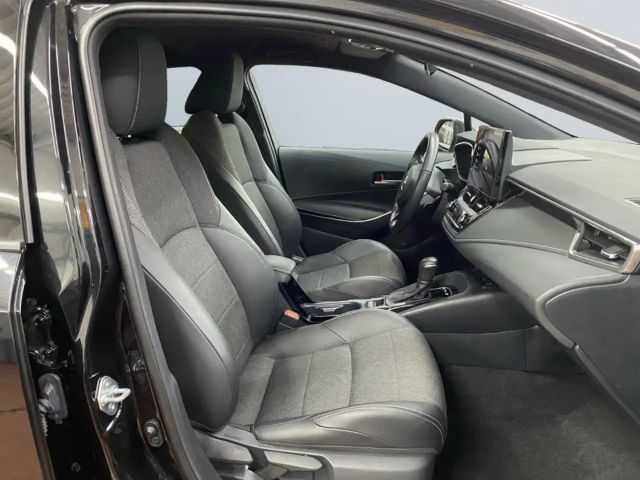 Toyota Corolla Hybride Team D