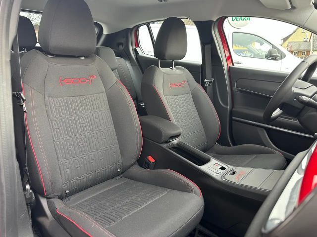 Fiat 600e RED / CarPlay / LED