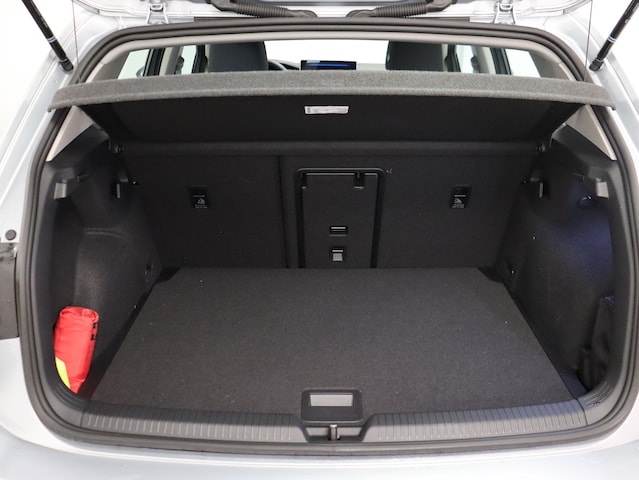 Volkswagen Golf 1.5 TSI Golf VIII IQ.Drive