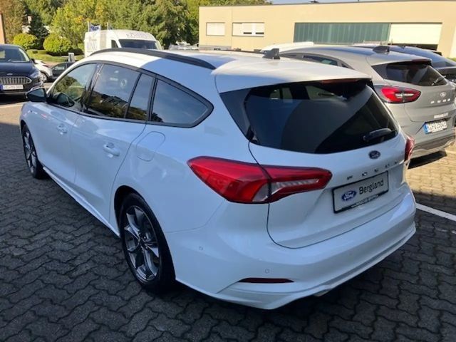 Ford Focus EcoBoost ST Line