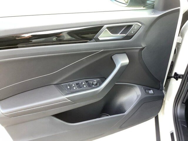 Volkswagen T-Roc 2.0 TSI DSG R-Line