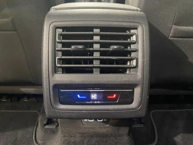 Volkswagen Golf 1.5 TSI Golf VIII Move Variant