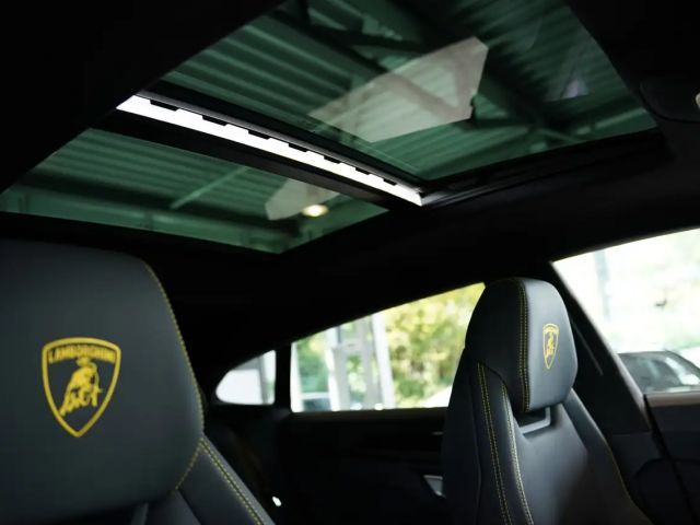 Lamborghini Urus *23 Zoll *Pano *Keramik *B&O *LUFT