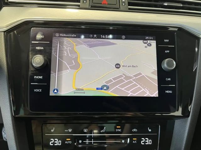 Volkswagen Passat ''Rückfahrkamera, Abstandstempomat''